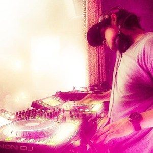 Meet your Posher, Steve